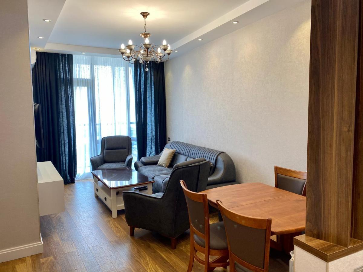 Dar Tower'S Cozy Apartment Батуми Экстерьер фото