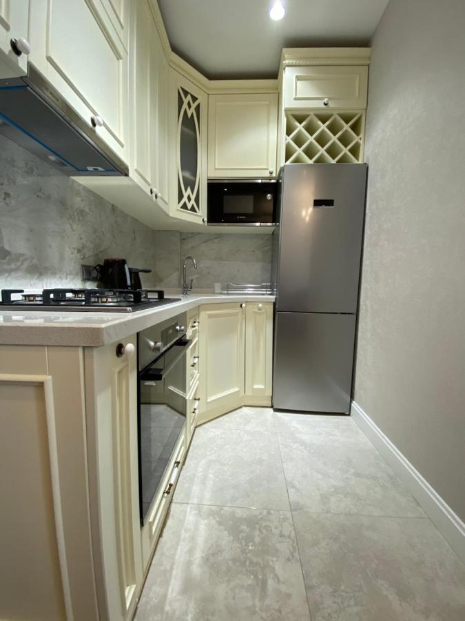 Dar Tower'S Cozy Apartment Батуми Экстерьер фото
